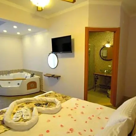 Otel Beyaz