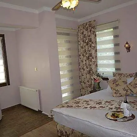 Beyaz 3*